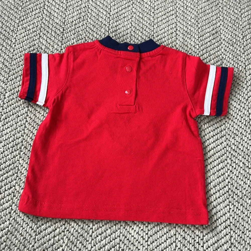 NWT tee shirt